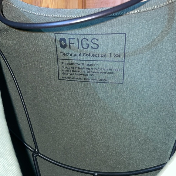 Moss green figs scrub set size XS/S nursing doctor scrub set straight leg pants - Picture 9 of 14